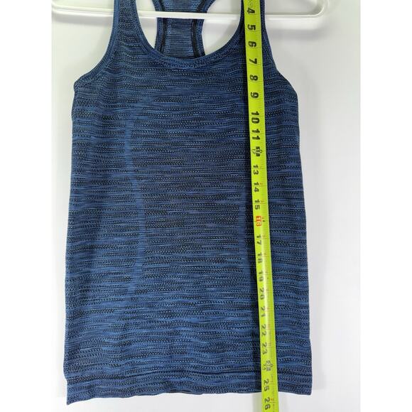 Lululemon Women’s Blue/Black mini stripe Swiftly Tech Racerback (size 4) - Picture 3 of 4